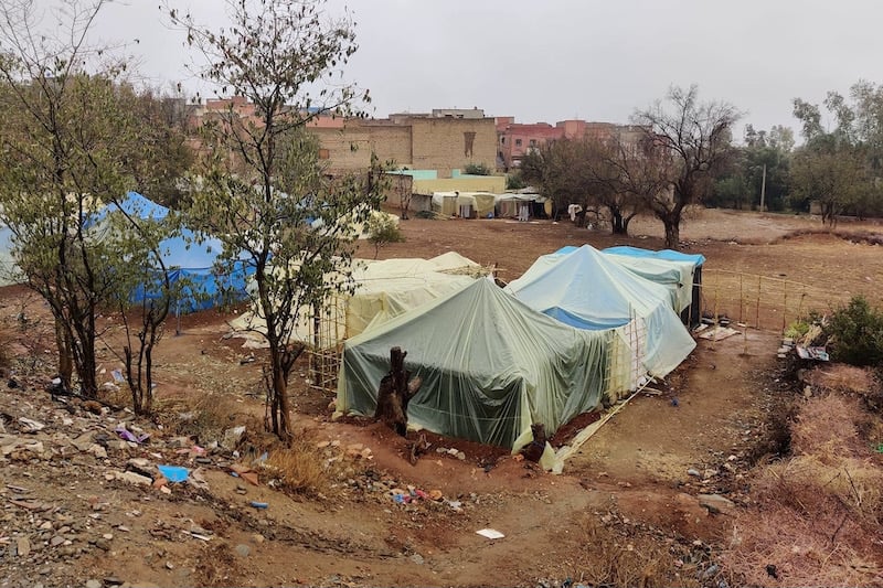 زلزال الحوز: استمرار معاناة المتضررين وسط بطء إعادة الإعمار